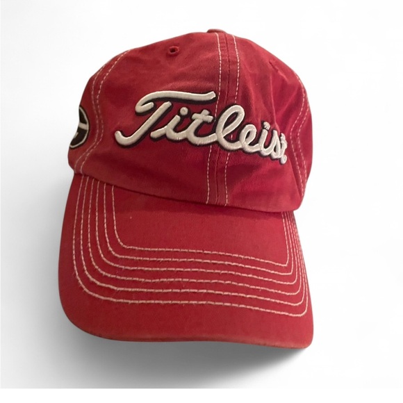 Titleist Red Baseball Cap - Picture 1 of 3